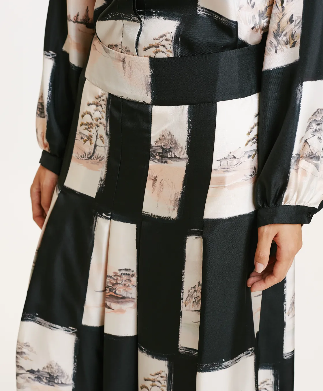 Momoni Jupes Et Shorts*JUPE HARUKA EN SERGÉ DE SOIE IMPRIMÉ - MULTICOLORE NOIR MulticoloreNoir