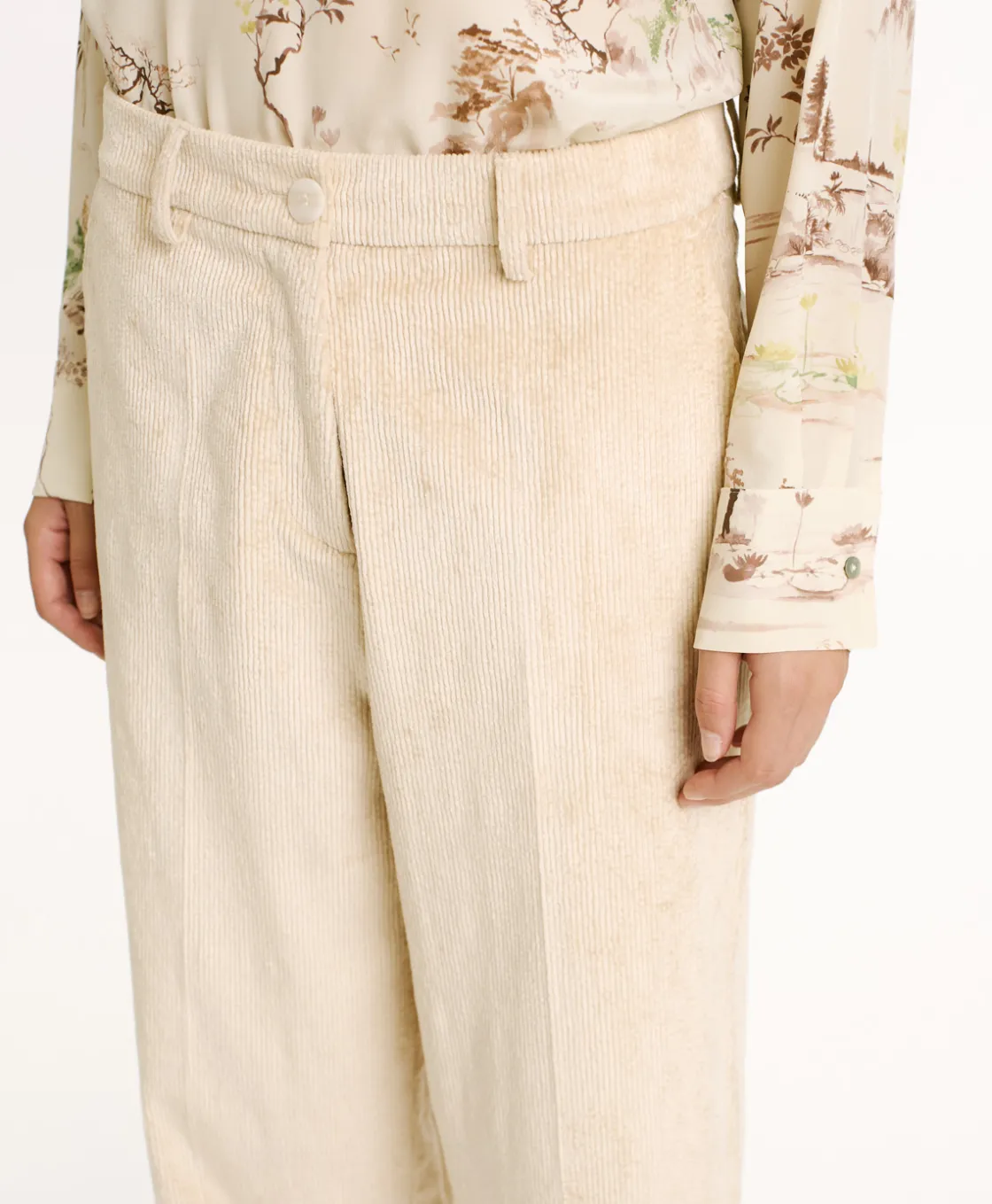 Momoni Pantalons*PANTALON DANGO EN VELOURS CÔTELÉ STRETCH - CRÈME Crème