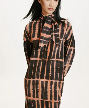 Momoni Robes*ROBE KIRU EN CRÊPE DE CHINE IMPRIMÉ - NOIR ROSE NoirRose