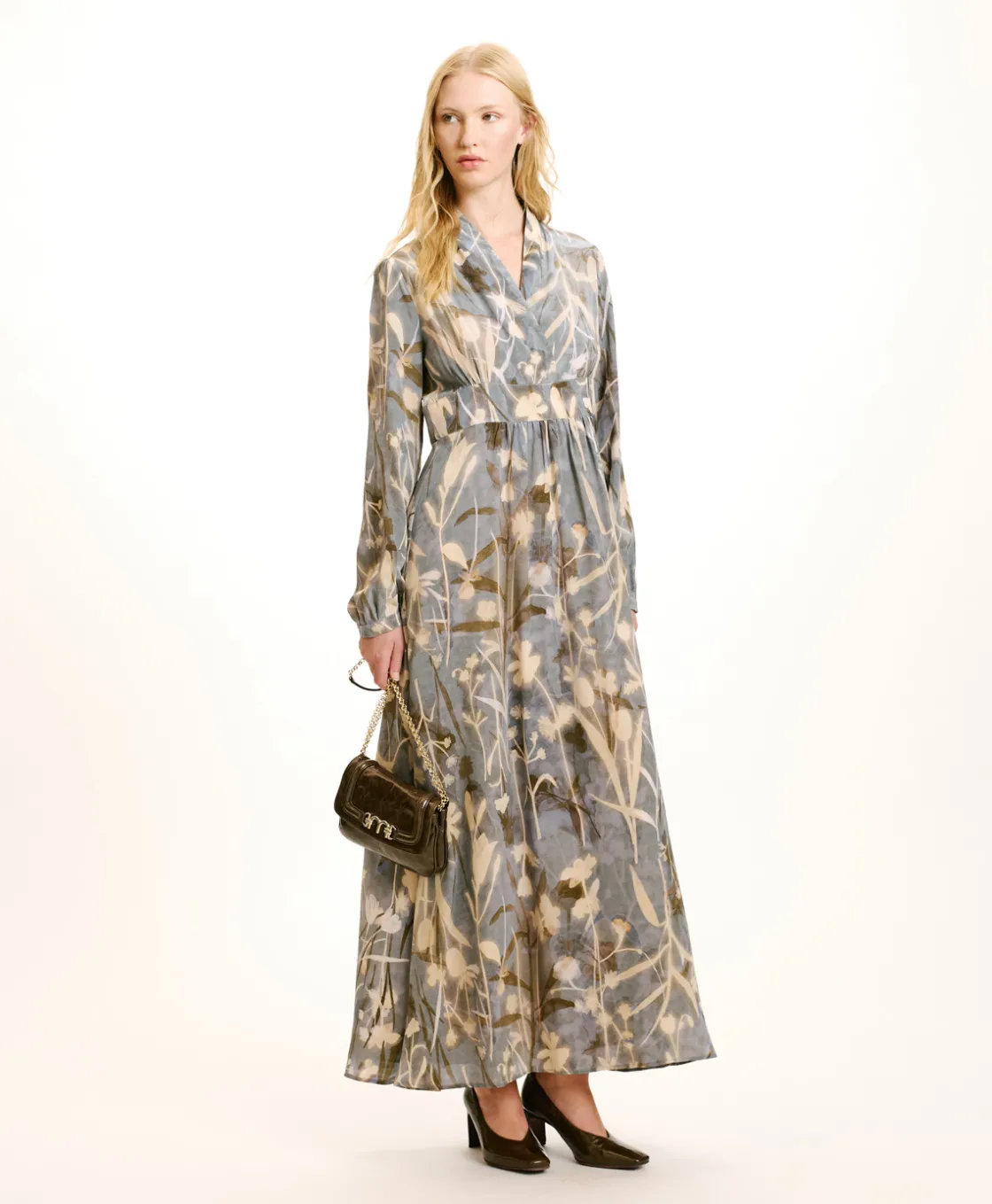 Momoni Robes*ROBE SUITA EN CRÊPE DE CHINE IMPRIMÉ - BLEU POUSSIÉREUX/CRÈME BleuPoussiéreux/Crème