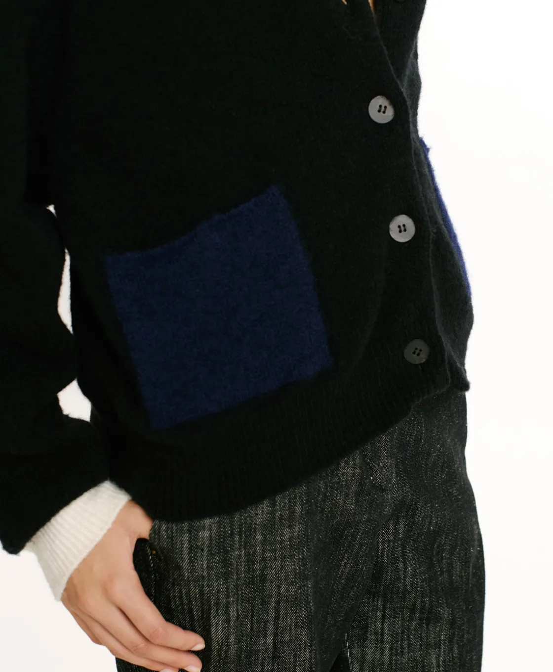 Momoni Mailles*TRICOT KAERU EFFET JERSEY COLOR BLOCK - Noir